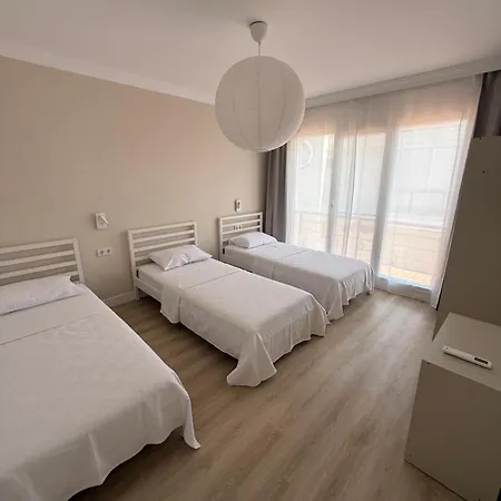 Yeni Ve Konforlu Ev 别墅